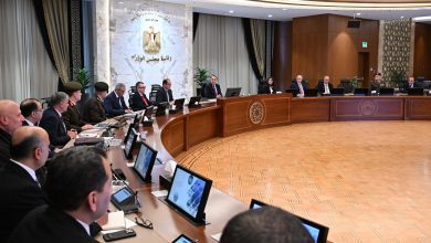 صورة رئيس الوزراء يتابع مستجدات الموقف التنفيذي والمالي للمرحلة الأولى للمُبادرة الرئاسية “حياة كريمة”