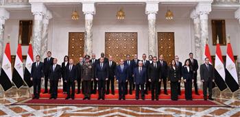 صورة بعد آدائها اليمين الدستورية .. هذه هي تكليفات رئيس الجمهورية للحكومة الجديدة