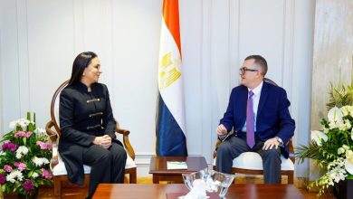 صورة وزيرا التخطيط والتضامن الاجتماعي : تعزيز الشفافية وربط التمويل بمؤشرات أداء قابلة للقياس