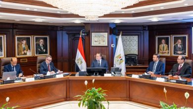 صورة محافظ المركزي يبحث مع وزير التخطيط أطر التنسيق بين السياسات النقدية والاقتصادية