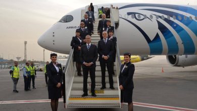 صورة في أول رحلة خارجية لها طائرة مصر للطيران ايرباص ٣٥٠ تهبط في مطار جدة