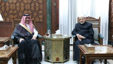 صورة شيخ الأزهر يستقبل سفير خادم الحرمين الشريفين لدى مصر
