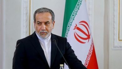 صورة وزير الخارجية الإيراني القواعد الأمريكية بالمنطقة أهداف مشروعة ولا نكن العداء لدول الجوار