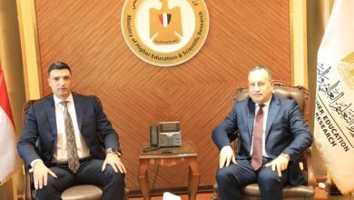 صورة وزيرا التعليم العالي والصناعة يبحثان تعزيز التعاون لترجمة الأبحاث العلمية لخدمة المجتمع الصناعي