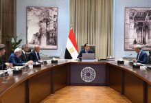 صورة رئيس الوزراء يؤكد على الأهمية الاستراتيجية لمطار العلمين الدولي