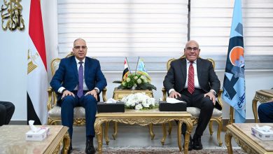 صورة رئيس الهيئة العربية للتصنيع ووزير الري يتفقدان مركز التصنيع الرقمي بمصنع المحركات التابع للهيئة