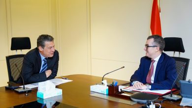 صورة وزير التخطيط يبحث مع البنك الأوروبي لإعادة الإعمار والتنمية دعم استقرار الاقتصاد المصري في ظل التحديات العالمية