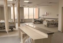 صورة وزير الصحة يتلقى تقريراً عن تنفيذ 35 زيارة ميدانية في 14 مستشفى و13 وحدة صحية بعدد من المحافظات