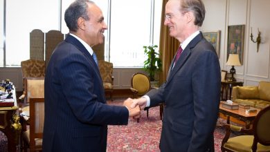 صورة وزير الخارجية يستقبل نائب سكرتير عام جهاز الخدمة الخارجية للاتحاد الأوروبي لبحث تعزيز الشراكة الاستراتيجية وجهود الاستقرار الإقليمي