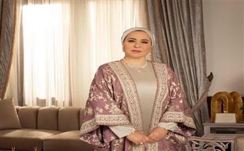 صورة قرينة الرئيس السيسى تهنئ الشعب المصري والأمتين العربية والاسلامية بعيد الفطر المبارك