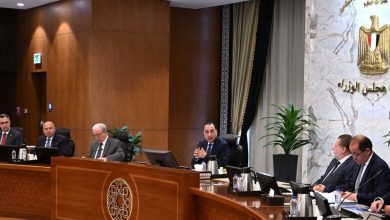 صورة بحضور محافظ المركزي.. مدبولي يترأس اجتماع المجموعة الوزارية الاقتصادية