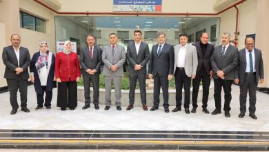 صورة وزير الصناعة يتفقد مصنع “آمون للأدوية” بالعبور ويشيد بدوره في دعم الأمن الدوائي وزيادة صادرات الدواء المصري