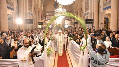 صورة الأقباط يحيون ذكرى دخول المسيح القدس ويبدأون أسبوع الآلام