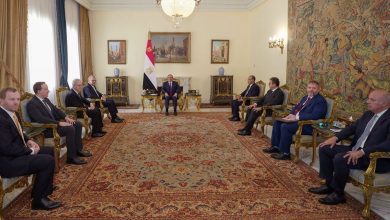 صورة السيسي  : مصر  متمسكه بحقوقها المائية ويبحث مع كبير مستشاري ” ترامب ” ملفات السودان ولبنان والأمن الإقليمي