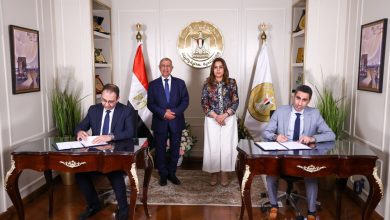 صورة بروتوكول تعاون بين التنمية المحلية والأكاديمية العربية لتأهيل كوادر الإدارة المحلية