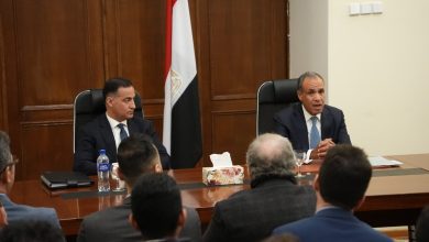 صورة وزير الخارجية يلتقي الجالية المصرية في موسكو