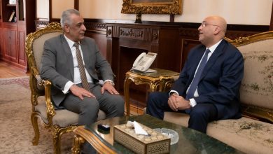 صورة “جمبلاط” و”رحمي” يبحثان تصنيع خطوط إنتاج محلية لدعم المشروعات الصغيرة