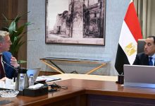 صورة رئيس الوزراء يلتقي وزير البترول والثروة المعدنية لاستعراض عددٍ من ملفات عمل الوزارة