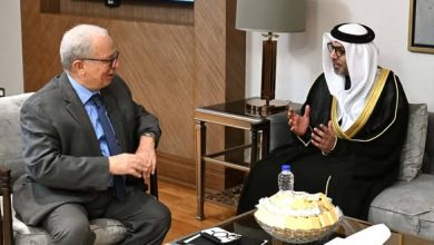 صورة ” عيسى والزعابي ” يبحثان “اتفاقية الشراكة الشاملة” وضخ استثمارات إماراتية جديدة في قطاعات الأولوية