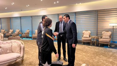 صورة وزير الرياضة يكرم هنا جودة بعد إنجازها العالمي التاريخي في الصين