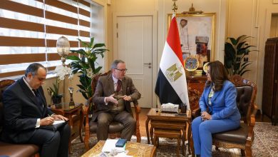 صورة وزيرة التنمية المحلية والبيئة تستقبل سفير التشيك بالقاهرة لبحث تعزيز التعاون المشترك