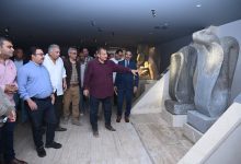 صورة السياحة تعلن الانتهاء من تطوير “قاعة الخبيئة” بمتحف الأقصر لعرض 26 قطعة أثرية بمحاكاة واقعية