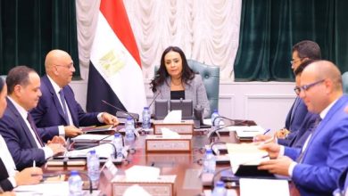 صورة وزيرة التضامن تبحث مع جهاز تنمية المشروعات تعزيز الحرف اليدوية وتفعيل الاستراتيجية الوطنية