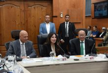 صورة إجتماع موسع لوزيرة الإسكان بالقابضة للمياه: تسريع “حياة كريمة” وتعزيز التحول الرقمي