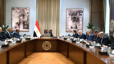 صورة مدبولي يتابع مستجدات محطة الضبعة النووية مع مدير “روسآتوم”