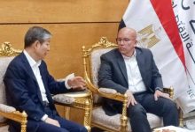 صورة المنطقة الاقتصادية لقناة السويس تبحث مع  السفير الصينى تعزيز التعاون الاستثماري