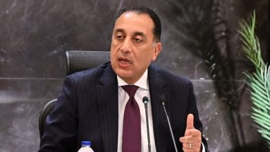 صورة مدبولي : احتياطيات السلع الأساسية تكفي بين 6 و12 شهراً