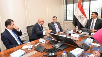 صورة وزير الصناعة يبحث مع بنك أبوظبي الأول- مصر دعم تمويل المشروعات الصناعية وتعزيز الإنتاج المحلي