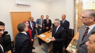 صورة وزير العدل يفتتح أول مكتب للمساعدة القانونية الأسرية للأجانب في مصر