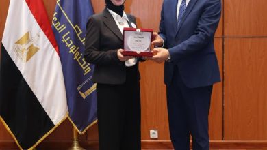 صورة وزير الاتصالات : التحول الرقمي وتمكين المرأة ركيزتان لبناء مصر الرقمية