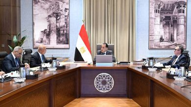 صورة رئيس الوزراء: تطوير الطرق وتعزيز السلامة المرورية أولوية.. ومتابعة مستمرة لمشروعات الصيانة القومية
