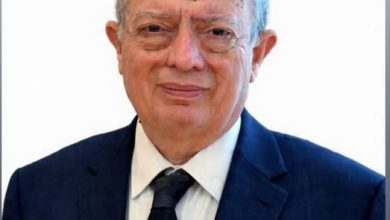 صورة نائب رئيس مجلس الوزراء للشؤون الاقتصادية يهنئ شيخ الأزهر بعيد الأضحى ويشيد بدور الأزهر في نشر الوسطية