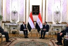صورة مدبولي يؤكد دعم مصر الكامل لوحدة اليمن والشرعية خلال لقائه رئيس الوزراء اليمني بالقاهرة