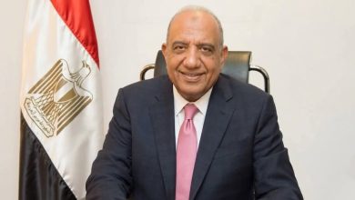 صورة وزير الكهرباء يتابع انتظام الخدمة خلال العيد ويؤكد جاهزية فرق الطوارئ