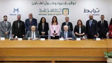 صورة البنك الأهلي المصري يطلق شراكة لتقديم خدمات حكومية وسياحية متكاملة لعملاء “بلاتينم”