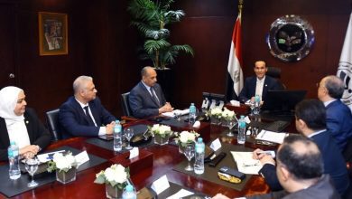 صورة “الاستثمار” تدرس التوسع في المناطق الحرة الجديدة وتسرّع التحول الرقمي لتعزيز بيئة الأعمال