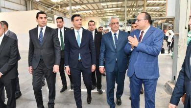 صورة ثلاثة وزراء يتفقدون “كابتكس” بالهايكستب لتعزيز التصنيع المحلي في الصناعات الرياضية