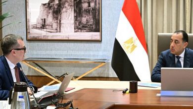 صورة مدبولي يتابع مع وزير التخطيط تنفيذ خطة التنمية 2025/2026 وحوكمة الاستثمارات العامة