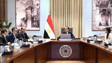 صورة مدبولي يراجع مستحقات المجتمعات العمرانية .. وتوجيهات بالإسراع في السداد لدعم المشروعات القومية