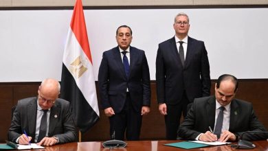 صورة مدبولي يشهد توقيع مذكرة تفاهم بين قطاع البترول وتوتال إنرجيز لاستكشاف الغاز بغرب المتوسط