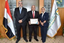 صورة البنك الأهلي يطلق أول بطاقة “ميزة” صديقة للبيئة في السوق المصري