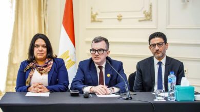 صورة وزير التخطيط يبحث مع مؤسسات دولية وبنوك كبرى آلية تمويل وضمان مشروعات البنية التحتية في مصر