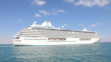 صورة عبور السفينة Crystal Serenity قناة السويس خلال إستضافة قمة قادة السياحة العالمية WTTC 2026