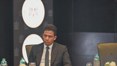 صورة د. محمد فريد يعين علي عزب مساعدًا لوزير الاستثمار للشئون القانونية