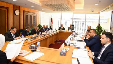صورة وزير الخارجية يشارك في اختبارات الملحقين الدبلوماسيين.. تأكيداً لاختيار أفضل الكفاءات لتمثيل مصر بالخارج