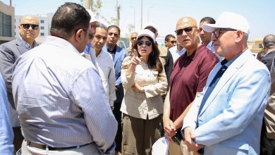 صورة وزيرة الإسكان تتفقد تطوير محور التسعين الشمالي ومنطقة البنوك بالقاهرة الجديدة
